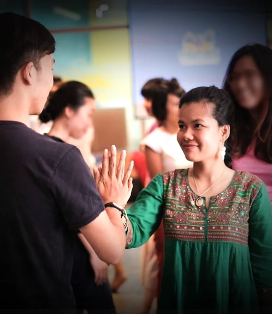 Bùi Tuyết Minh kết nối qua thực hành chạm và chuyển động